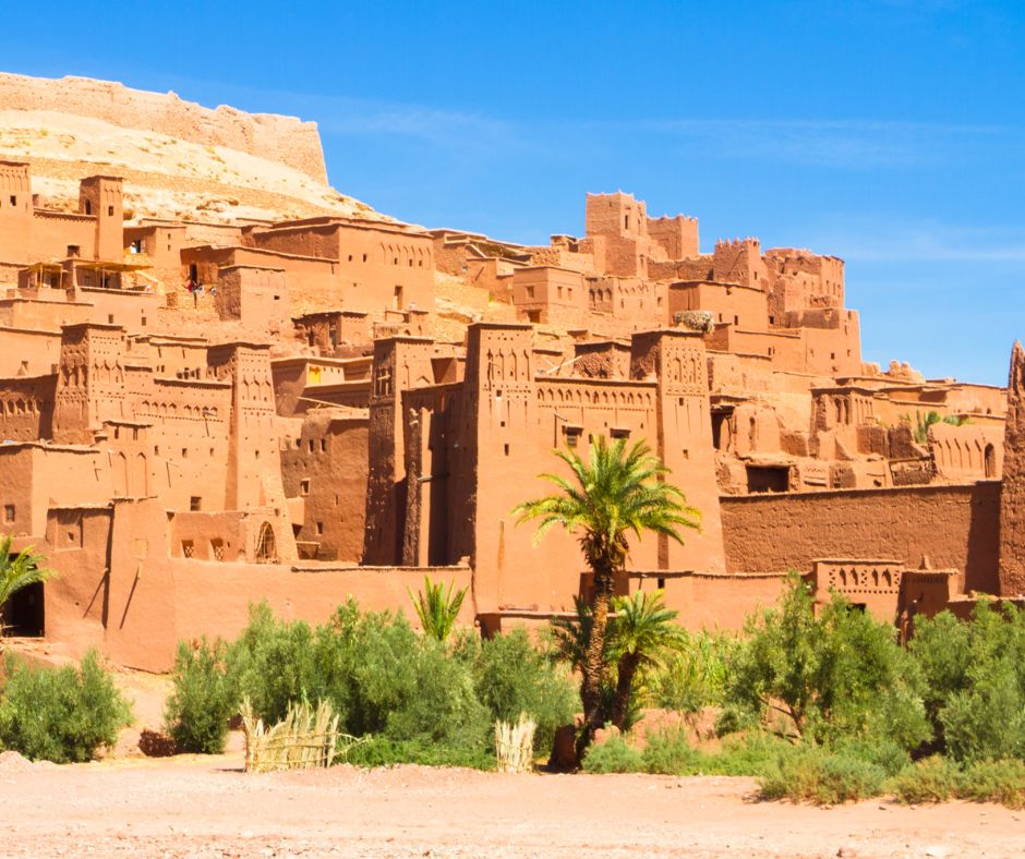 خدمات سياحية